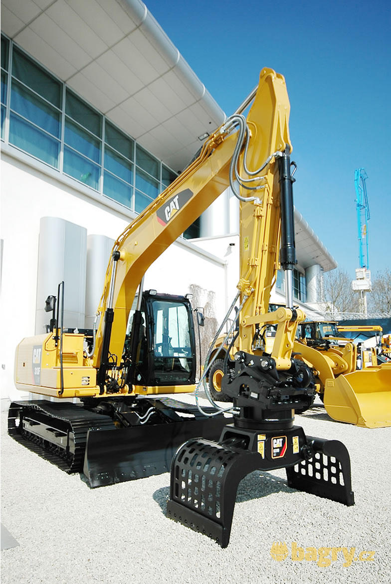 Pásové rypadlo Caterpillar 313F L GC (nové)