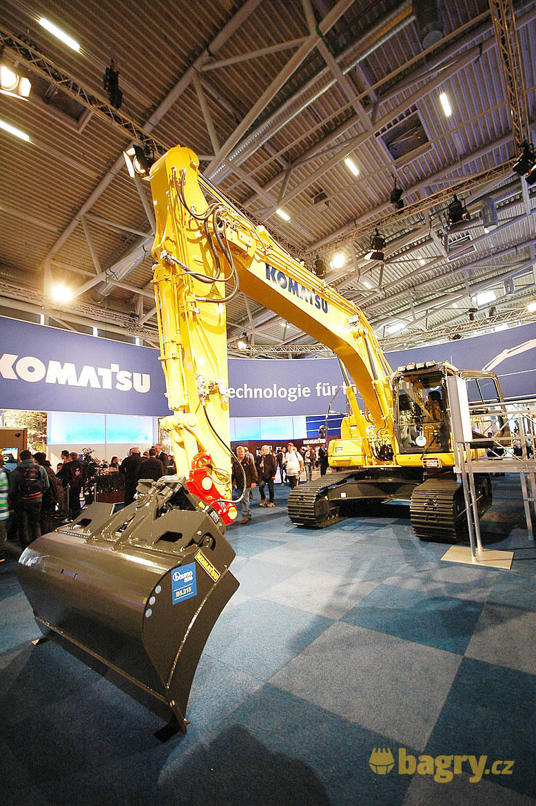 Pásové rypadlo Komatsu PC210LCi-10