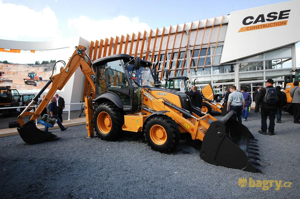 Rypadlonakladač Case 570T