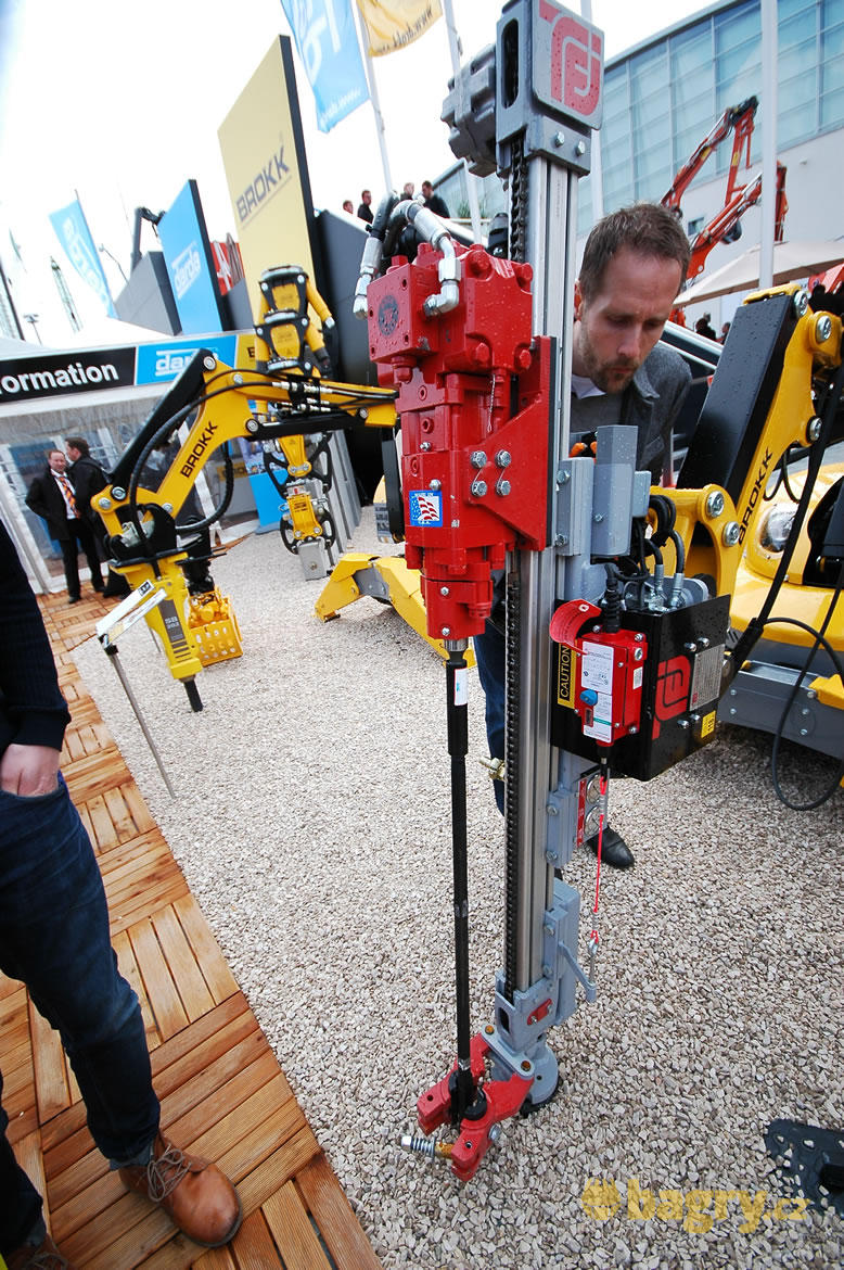 Vrtací zařízení TEI rock drills