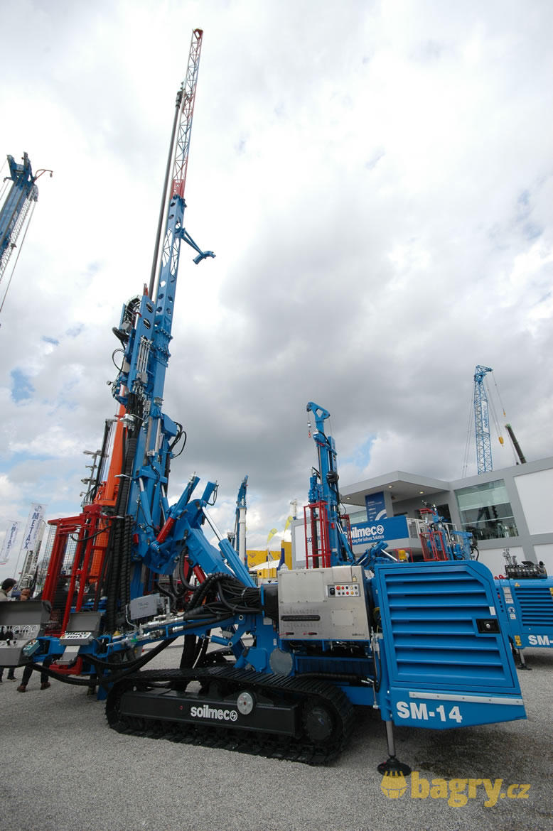 Vrtná souprava Soilmec SM-14