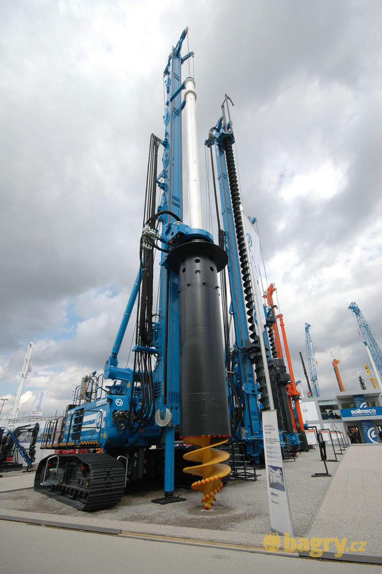 Vrtná souprava Soilmec SR-145 LDP