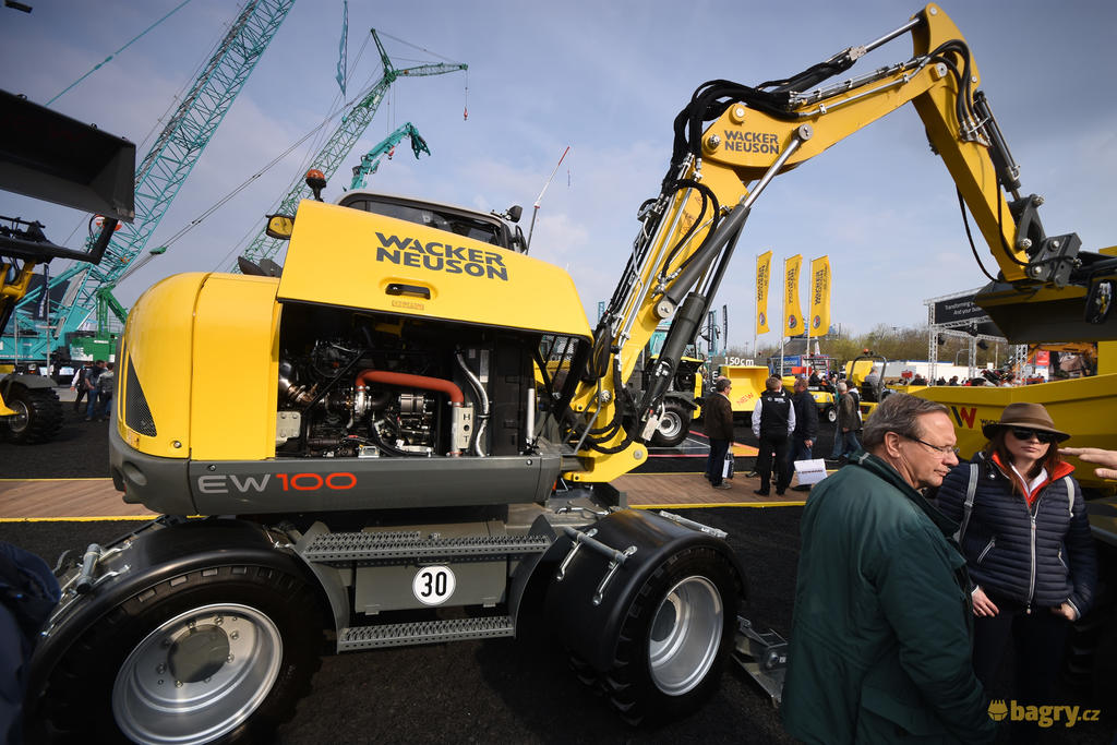Kolové midirypadlo Wacker Neuson EW100