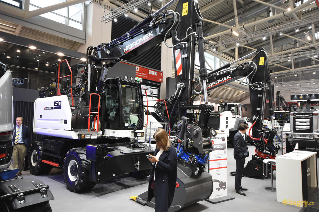 Kolové rypadlo Hidromek HMK150W