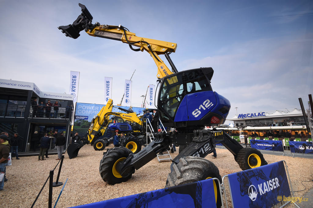 Kráčivé rypadlo Kaiser S12 4x4 HP