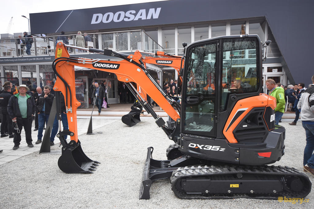 Pásové minirypadlo Doosan DX335Z