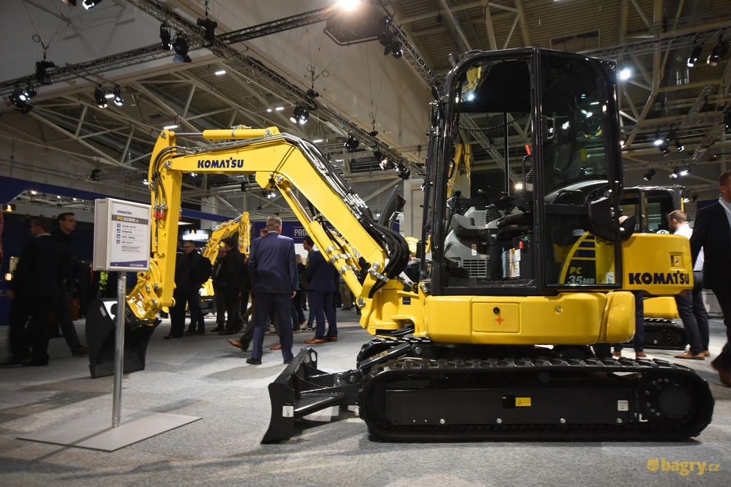 Pásové minirypadlo Komatsu PC35MR-5