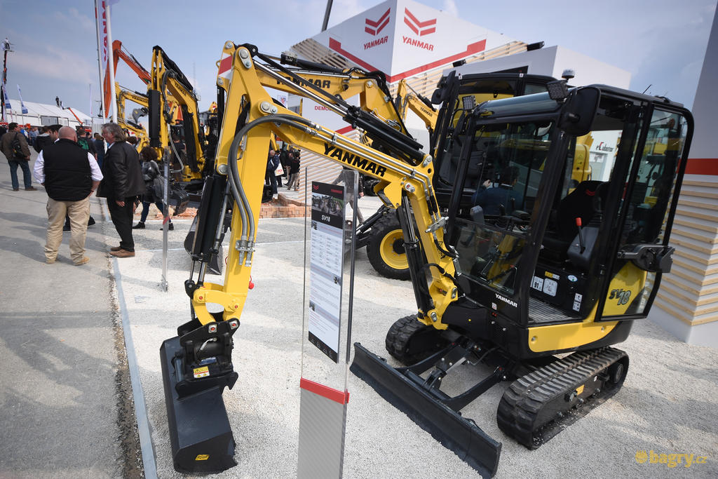 Pásové minirypadlo Yanmar SV18