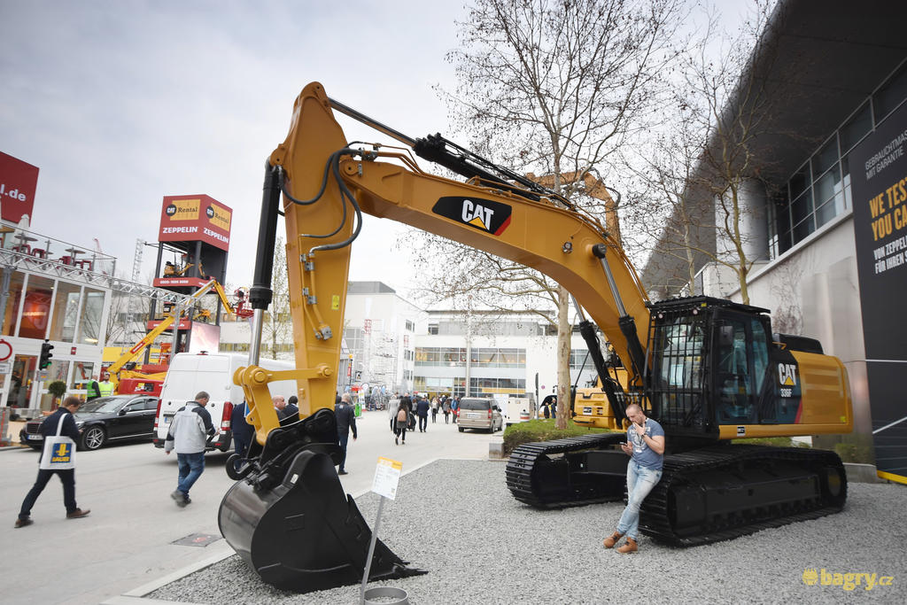 Pásové rypadlo Caterpillar 336F LN CCU