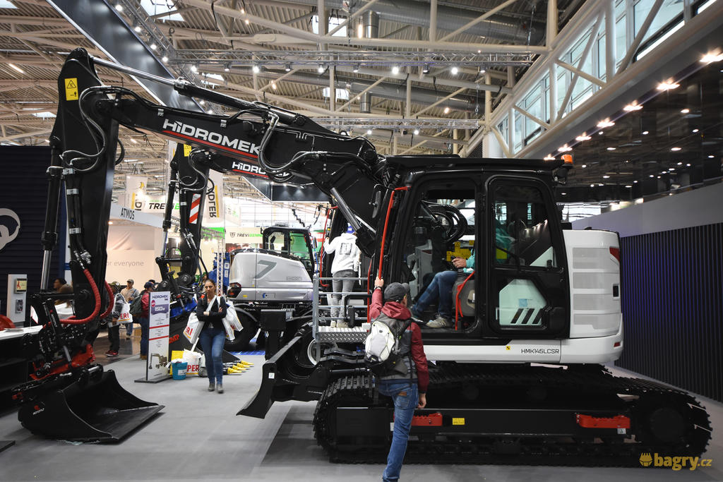 Pásové rypadlo Hidromek HMK145LCSR H4
