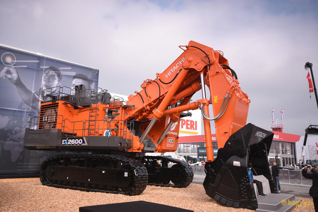 Pásové rypadlo Hitachi EX2600-7