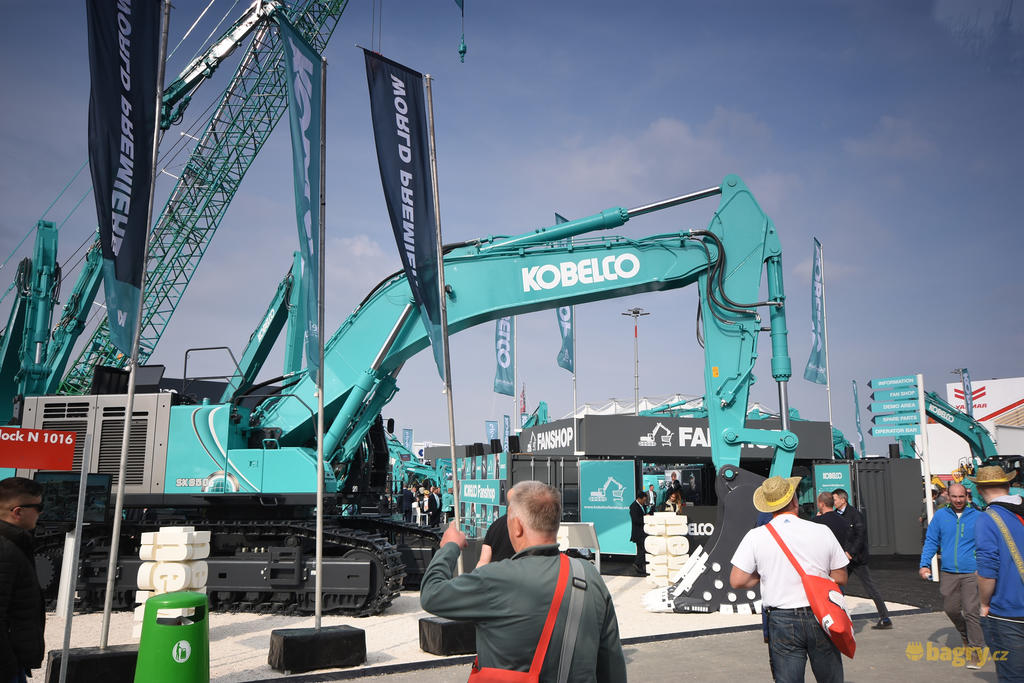 Pásové rypadlo Kobelco SK850LC-10E