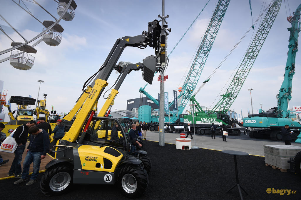Teleskopický manipulátor Wacker Neuson TH412