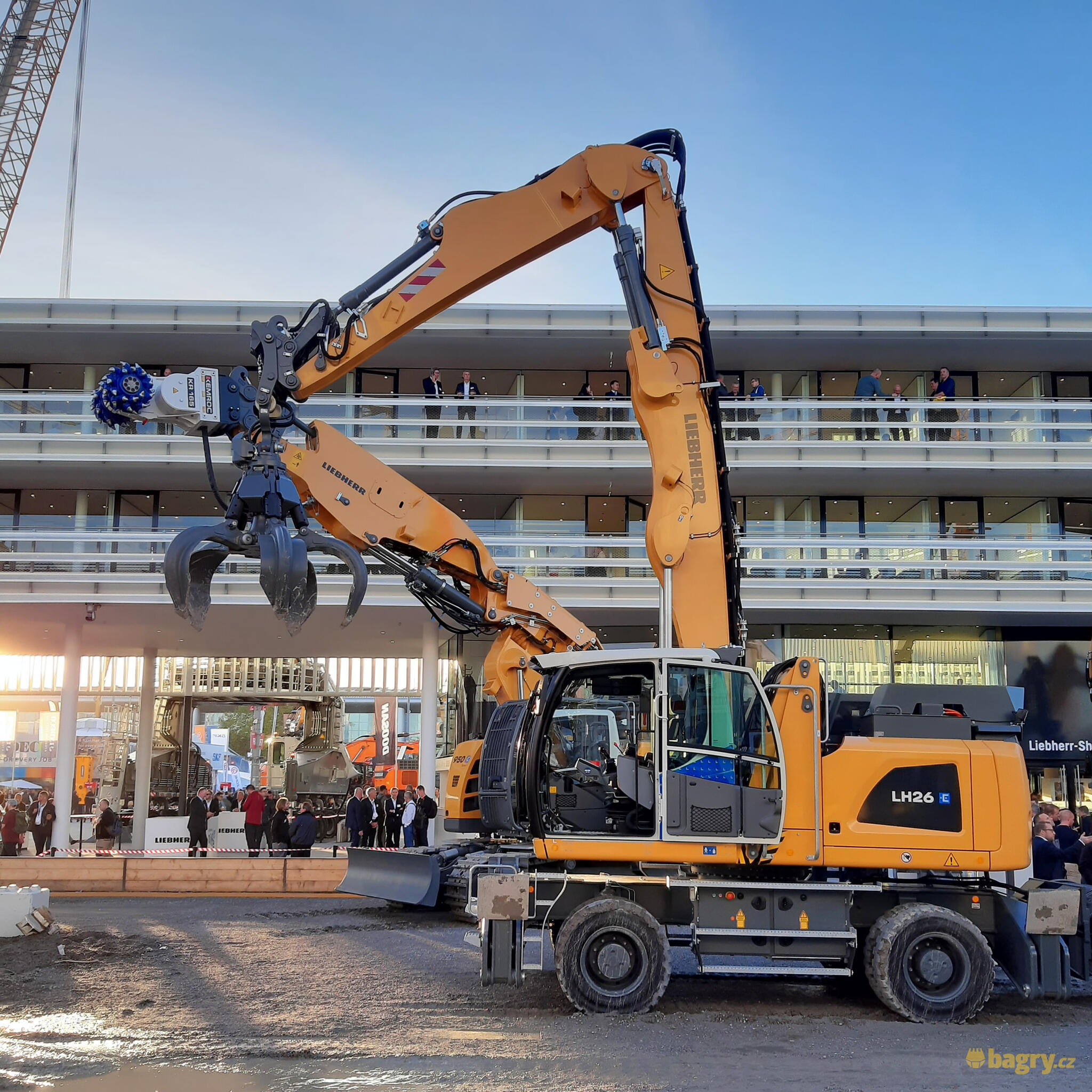 Liebherr LH26 E