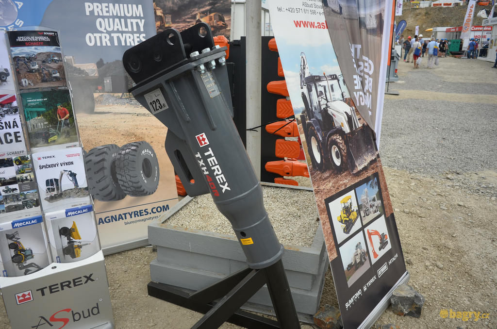 Hydraulické kladivoTerex TX H40R