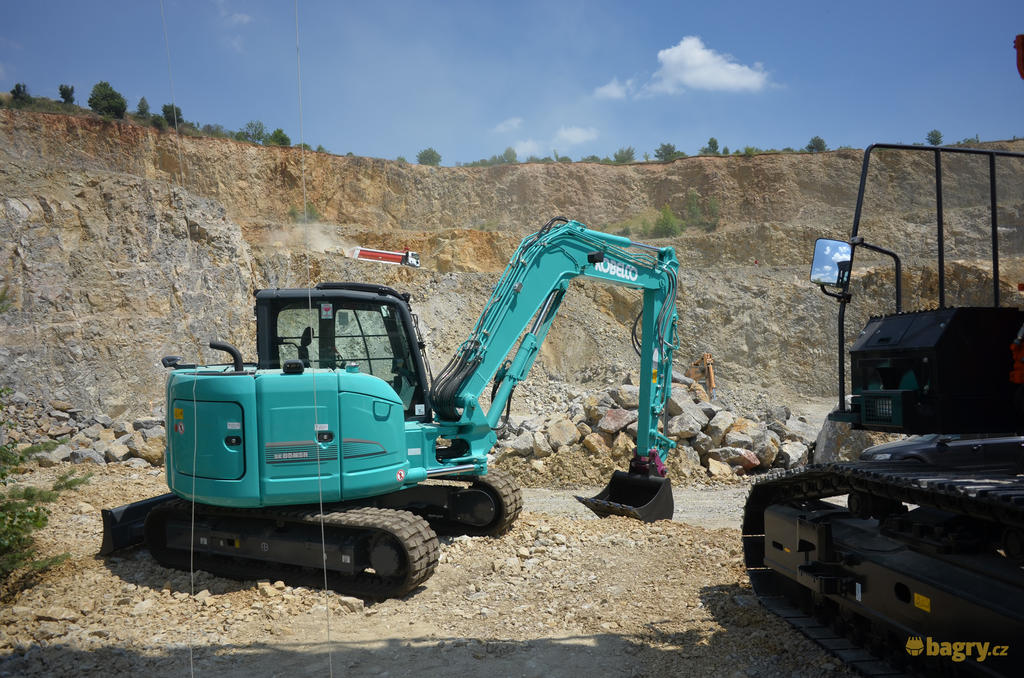Pásové midirypadlo Kobelco SK85MSR-3E