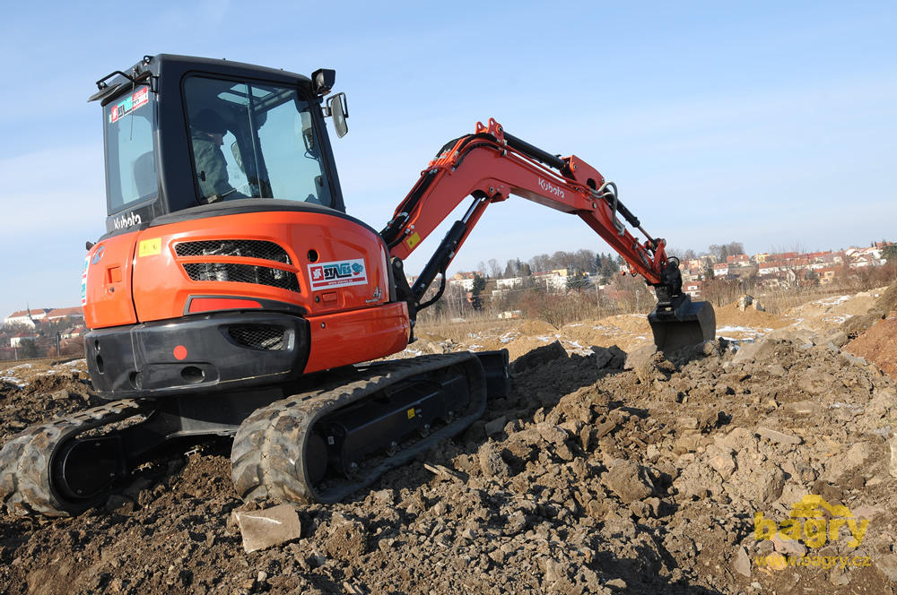 Pásové minirypadlo Kubota U48-4
