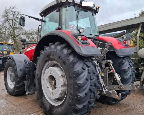 MF (Massey Ferguson) 8690