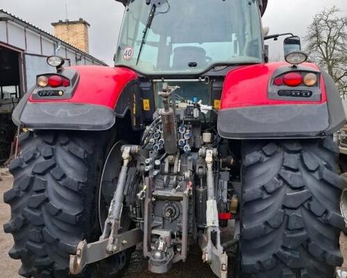 MF (Massey Ferguson) 8690