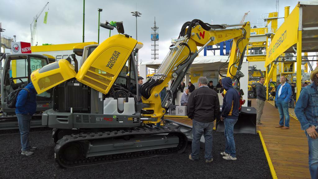 Re: Bauma 2016
