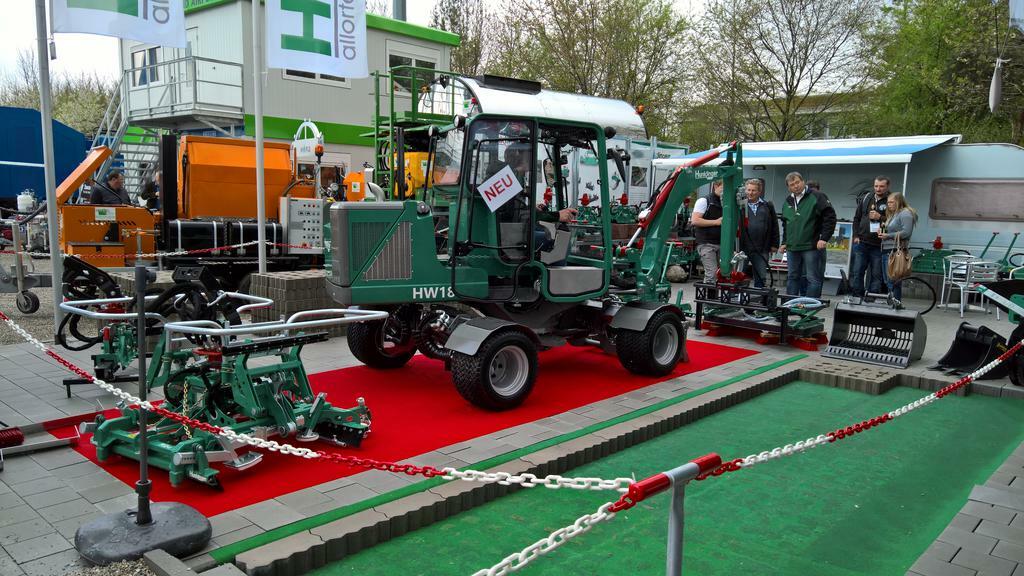 Re: Bauma 2016