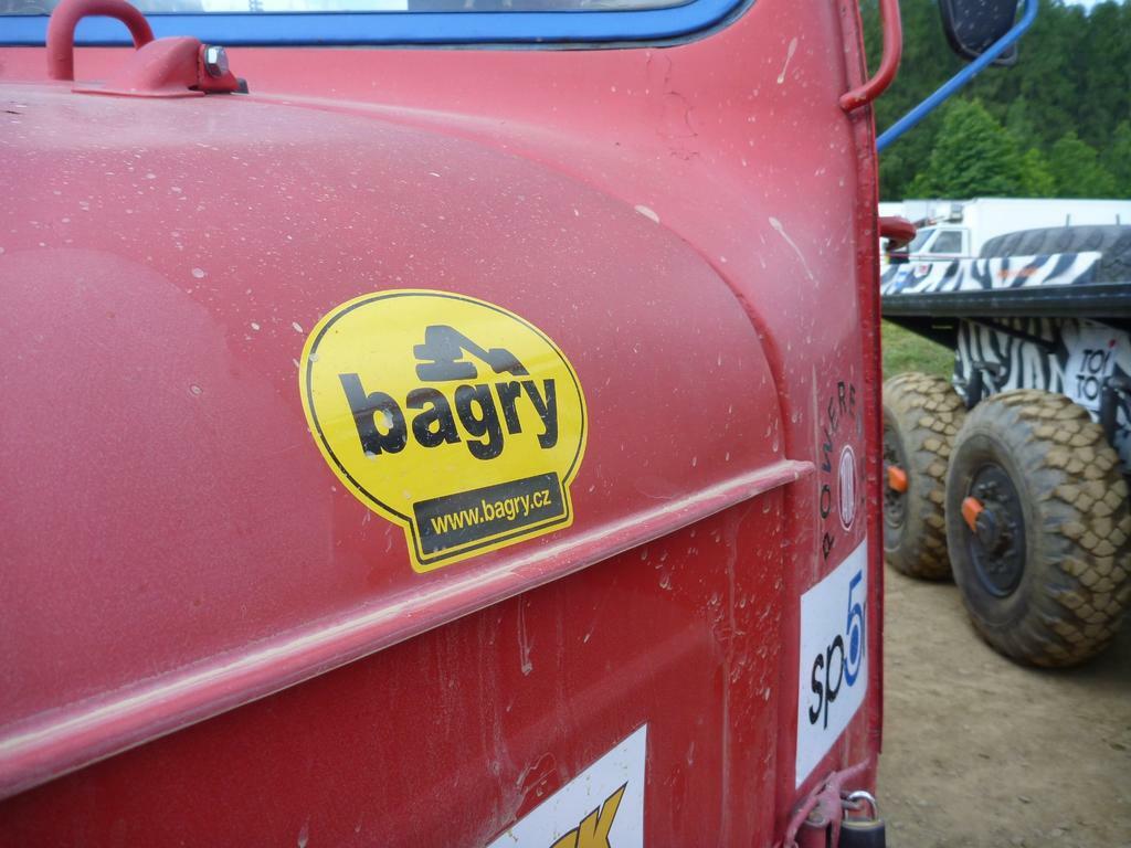 Re: Samolepky bagry.cz