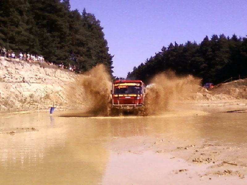 Re: TATRA 813