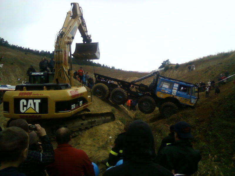 Re: TATRA 813