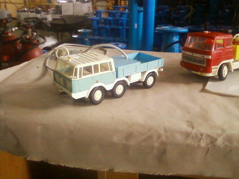 Re: TATRA 813