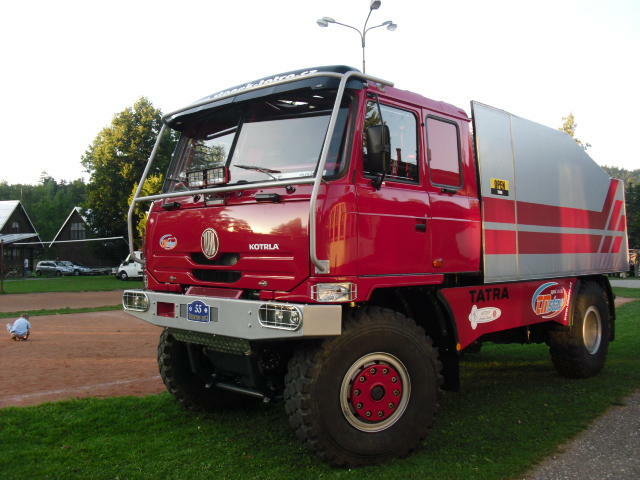Re: TATRA 813