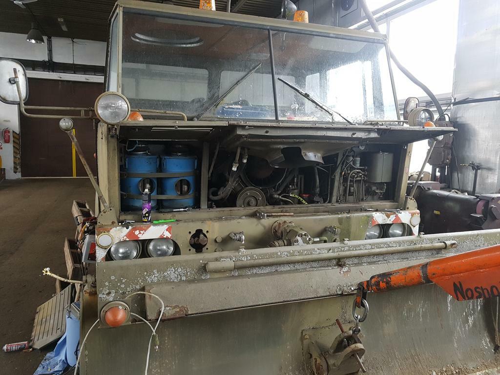 Re: TATRA 813