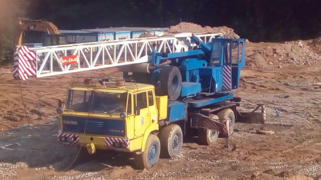 Re: TATRA 813