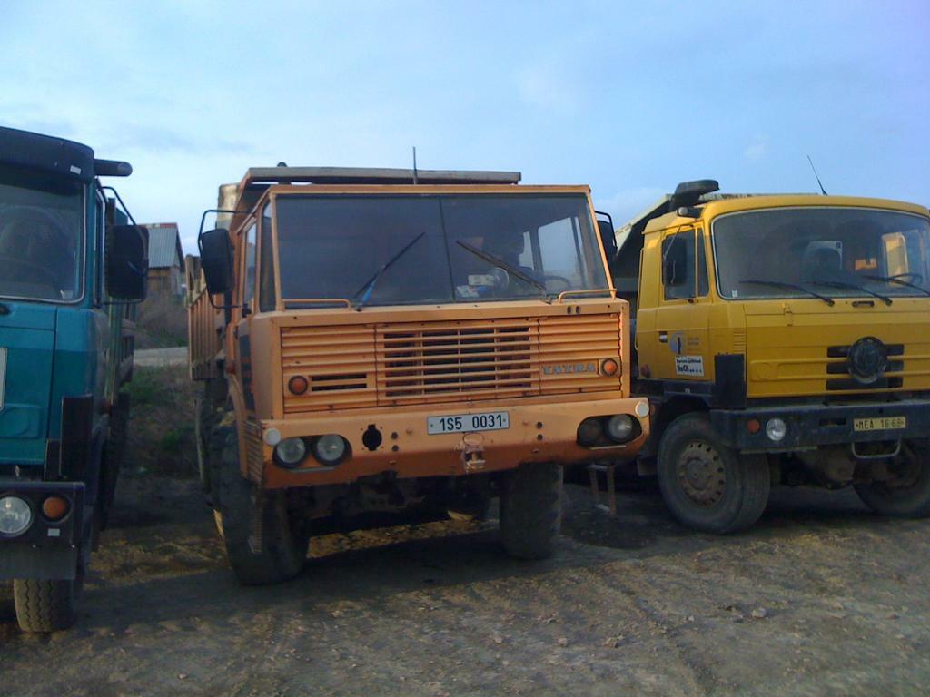 Re: TATRA 813