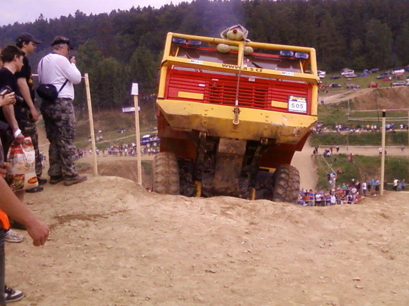 Re: TATRA 813