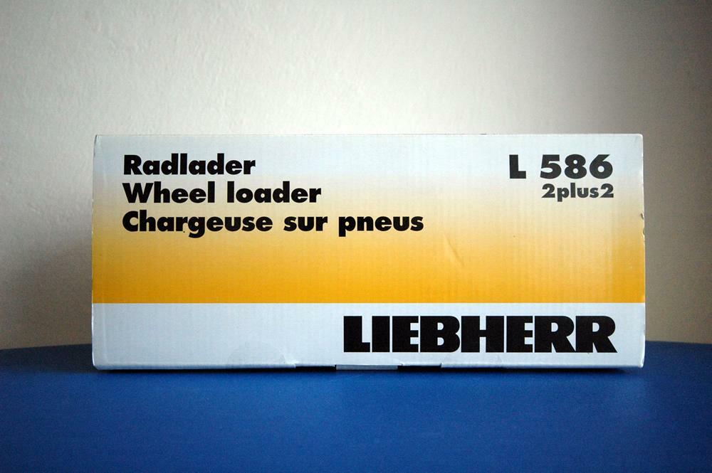 Dobročinná aukce modelu č. 2 (Liebherr L 586)