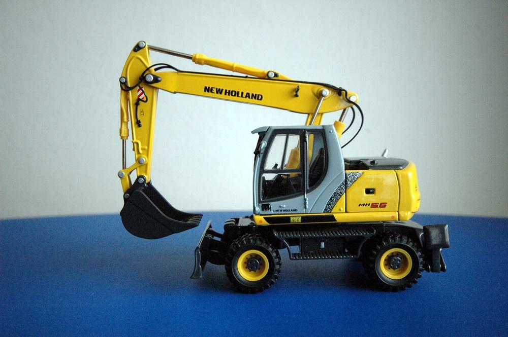 Dobročinná aukce modelu č. 4 (New Holland MH 5.6)
