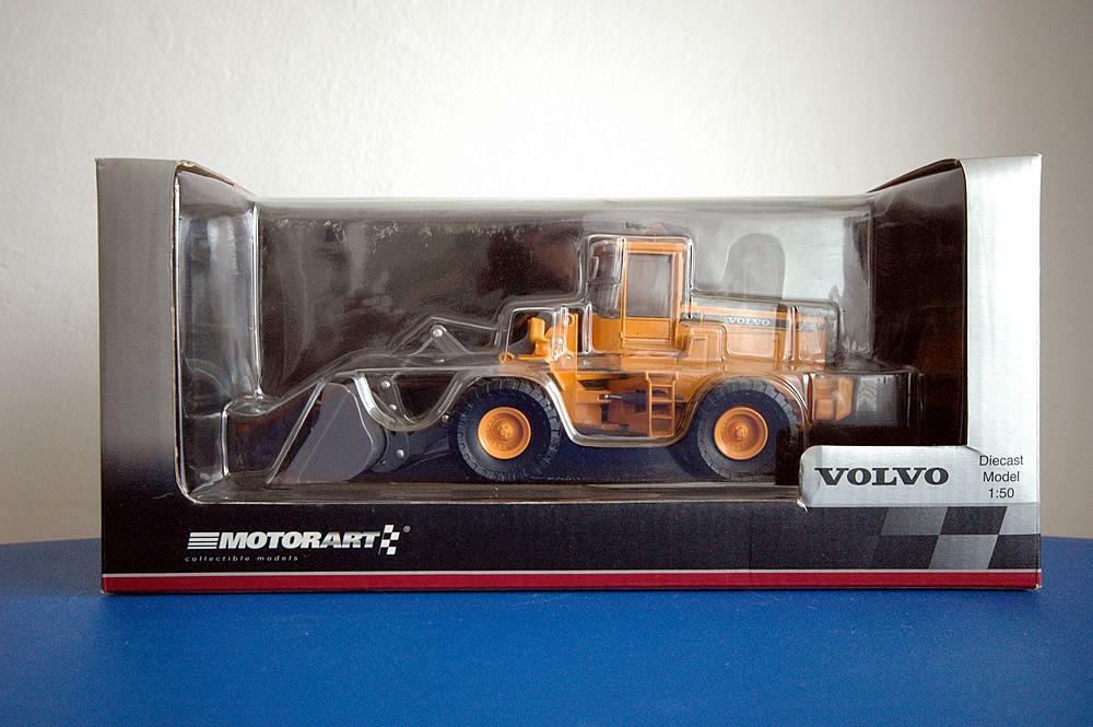 Dobročinná aukce modelu č. 5 (Volvo L150C)