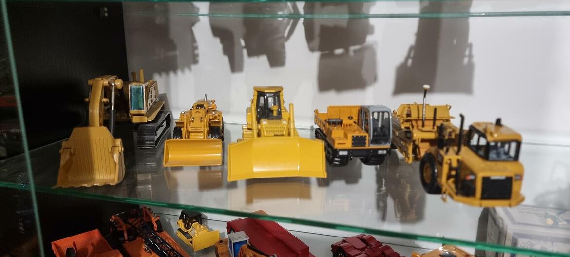 Prodej sbirky modelu