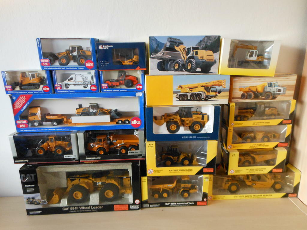 Prodej sbírky modelů stavebních strojů - 1:50