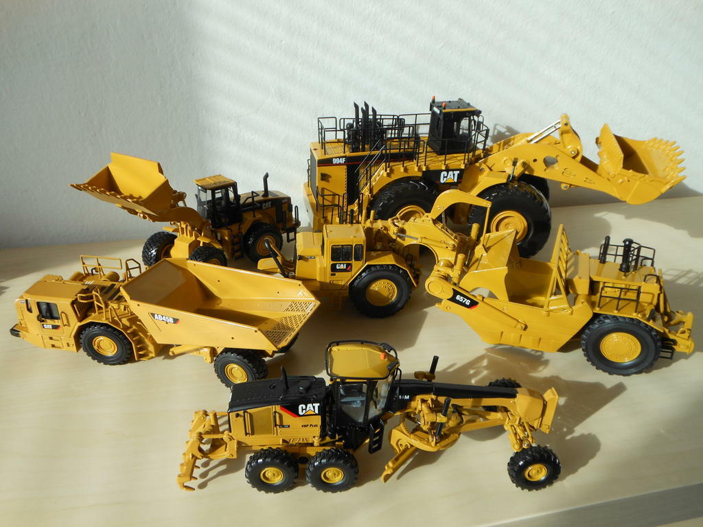 Prodej sbírky modelů stavebních strojů - 1:50