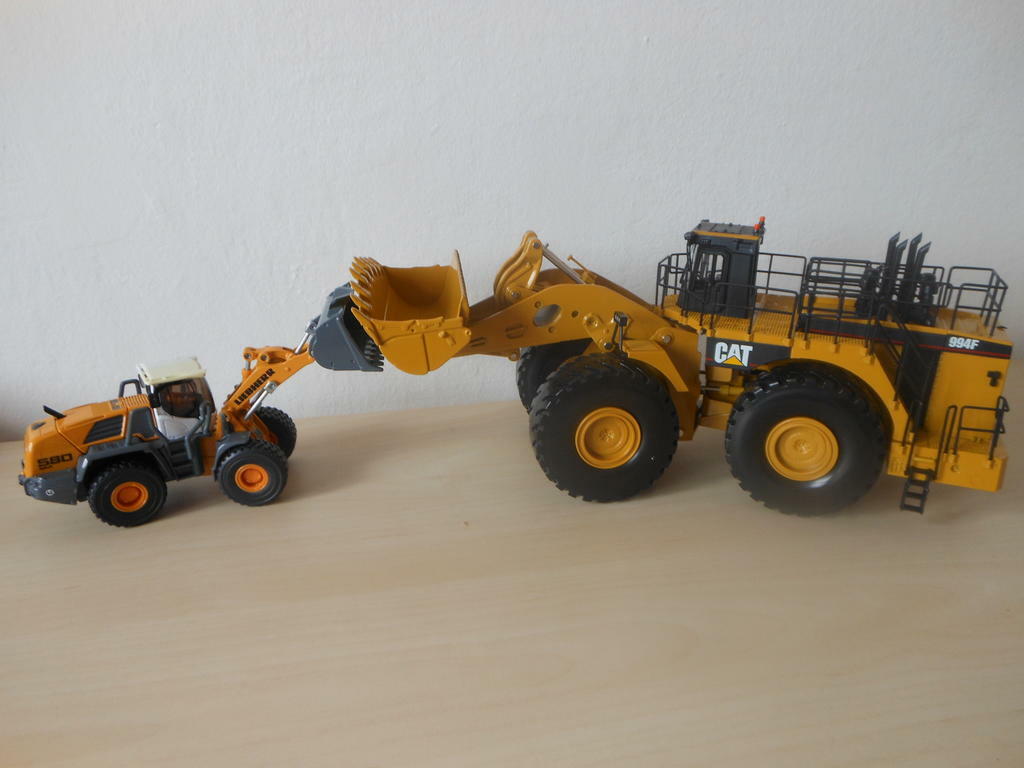 Prodej sbírky modelů stavebních strojů - 1:50