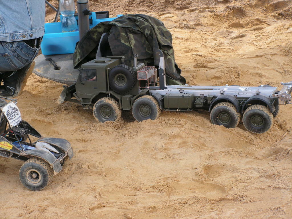 Re: Tatra 815-7 8x8 RC 1:10