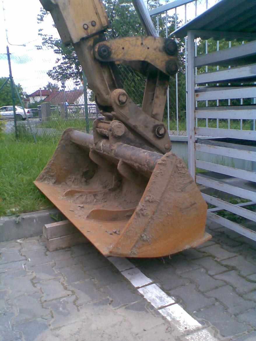 Re: Lžíce na minibagr