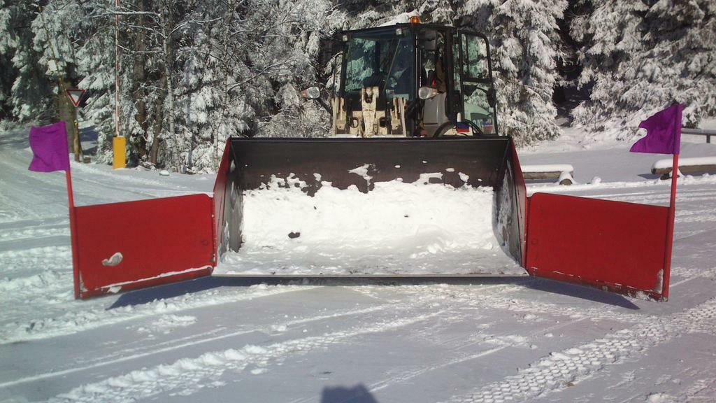 Re: Radliíce na snih JCB