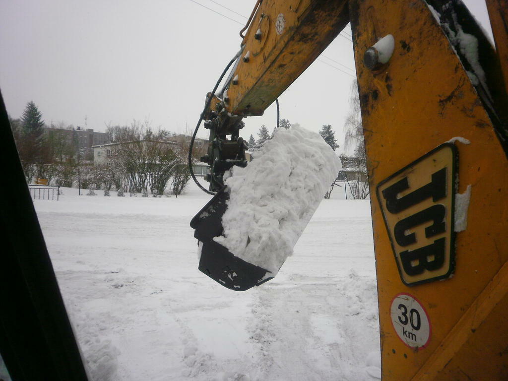 Re: Svahová lopata pro traktorbagr JCB