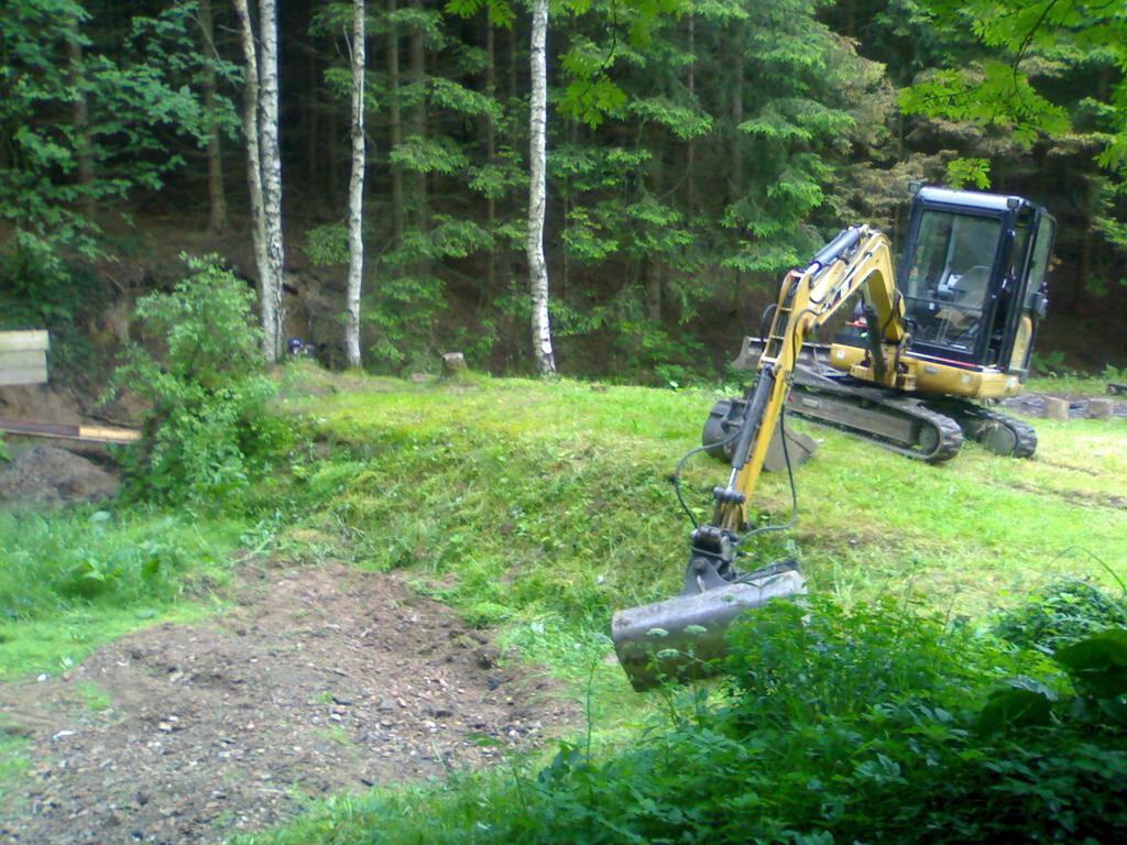 Re: Svahová lopata pro traktorbagr JCB