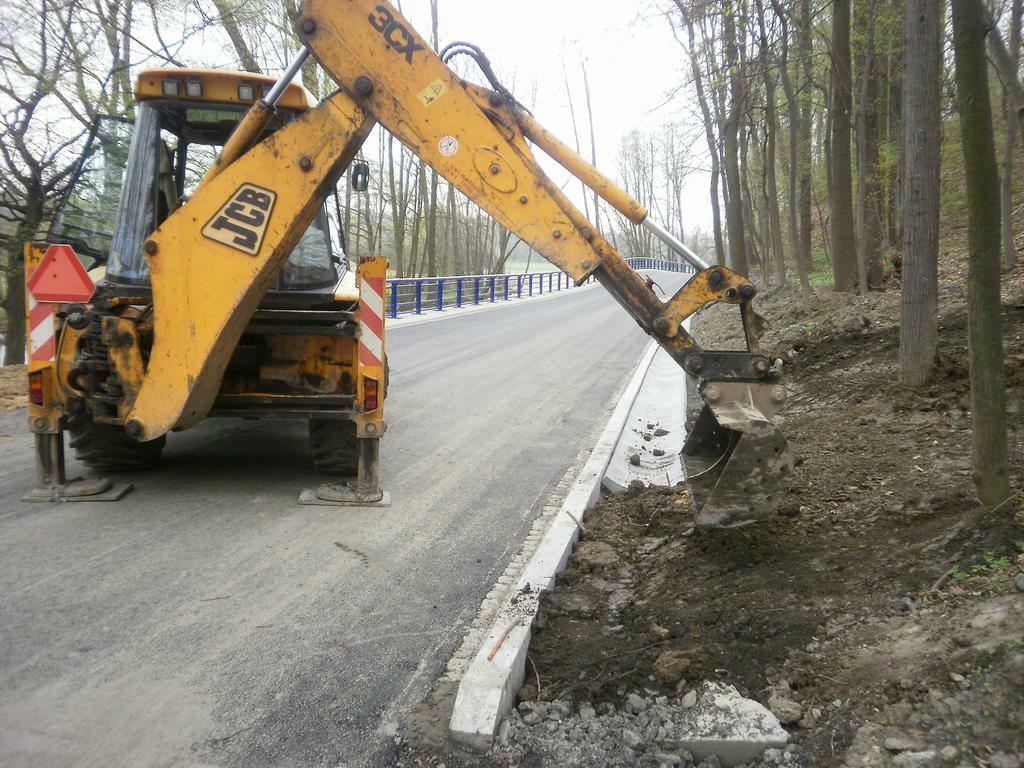 Re: Traktorbagr- Břit nebo zuby