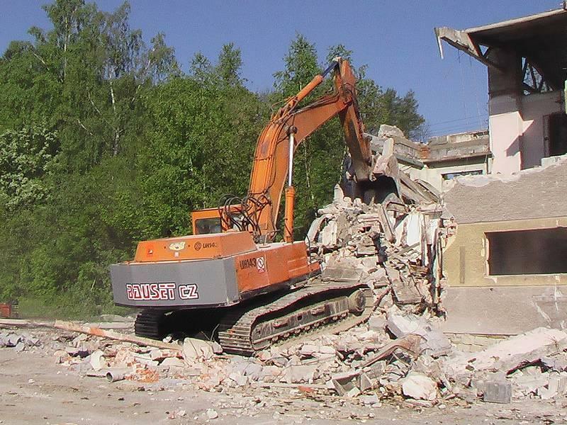 Hitachi UH 143  foto1