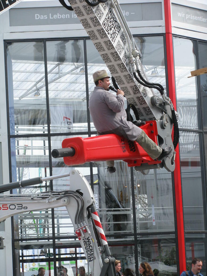 Re: Bauma