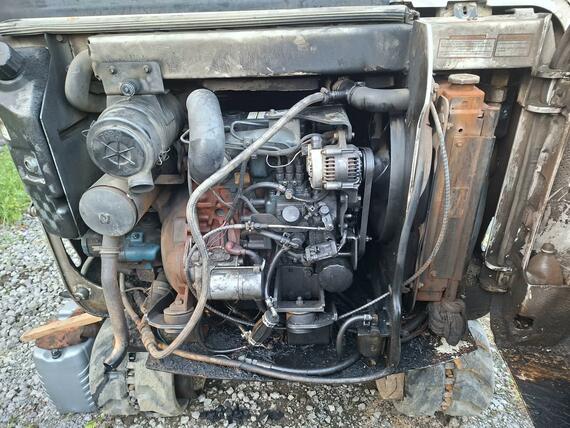 Bobcat 325
